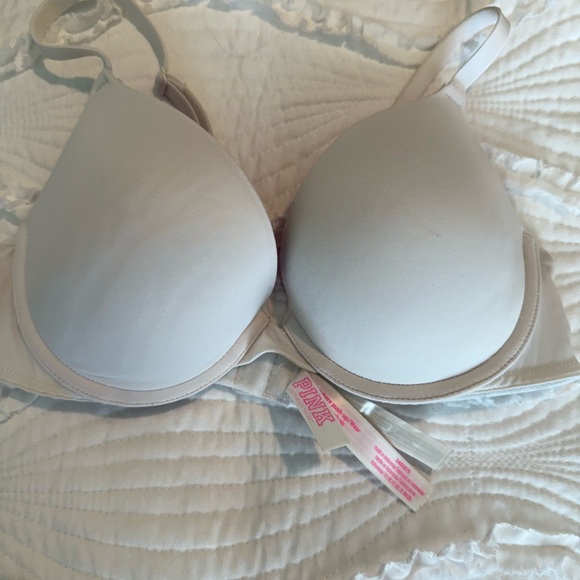 LOT of VS and PINK bras - Picture 3 of 6